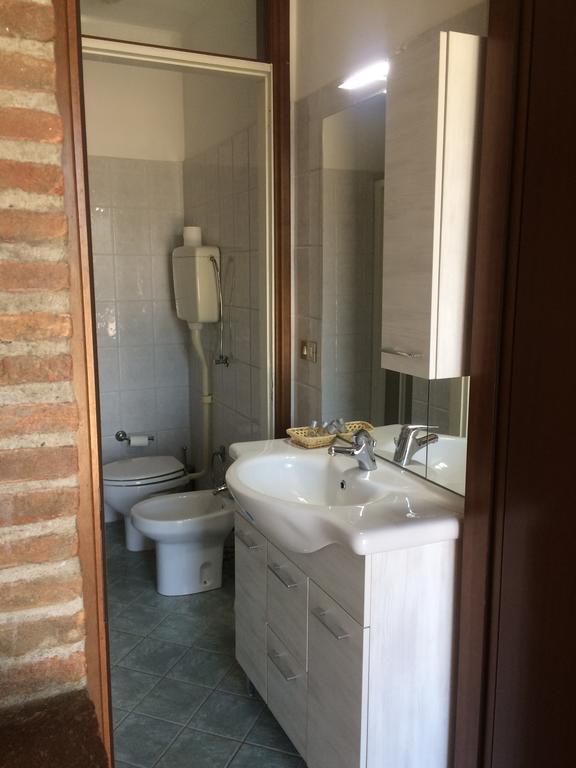 Agriturismo Loghino Caselle سان جورجيو دي مانتوفا المظهر الخارجي الصورة